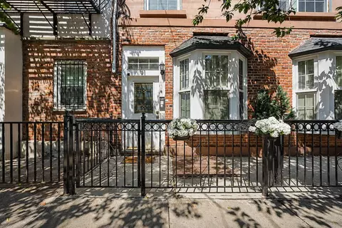 91 Cole St #2, Jersey City, NJ 07302