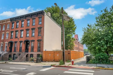 514 Manila Ave, Jc Downtown, NJ 07302