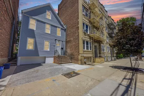 429 Kennedy Blvd, Bayonne, NJ 07002