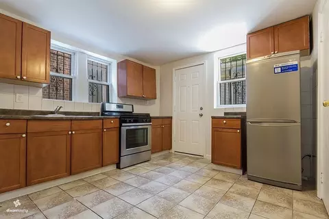 60 Dwight St, Jersey City, NJ 07305