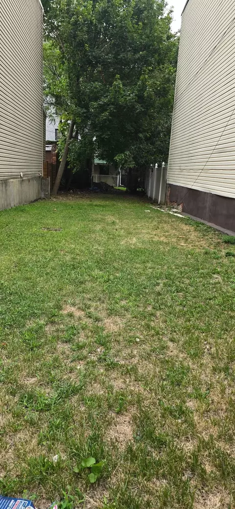 111 Clinton Ave, Jc Bergen-lafayett, NJ 07304