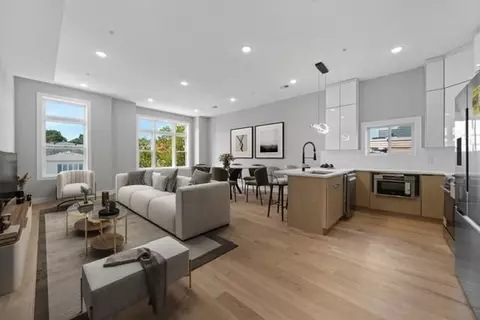 30 Cambridge Ave #3, Jersey City, NJ 07307
