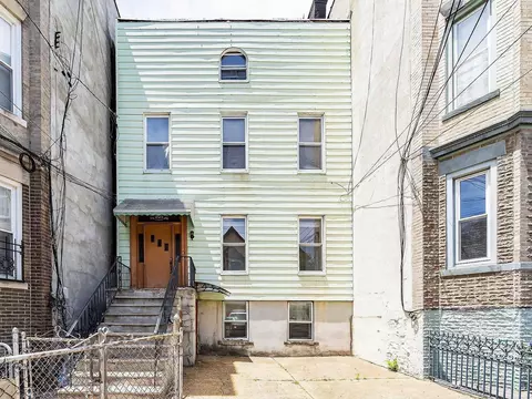 205 Ogden Ave, Jersey City, NJ 07307