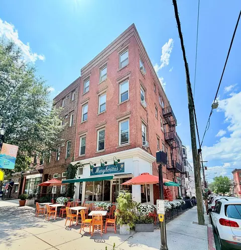 740 Washington St #2, Hoboken, NJ 07030