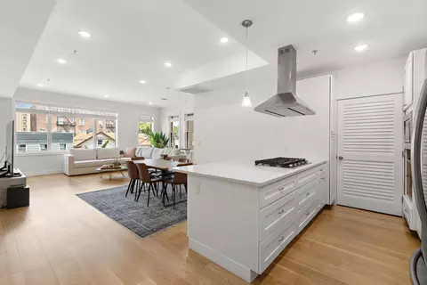 315 5th St #2, Union City, NJ 07087