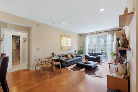 443 2nd St #313, Jersey City, NJ 07302