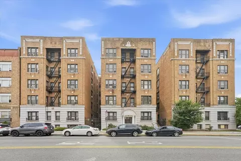2672 Kennedy Blvd #307, Jersey City, NJ 07306