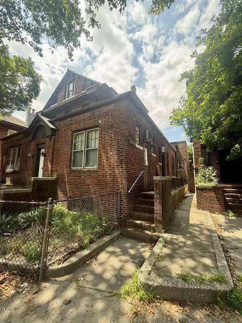 1925 John F Kennedy Blvd, Jersey City, NJ 07305