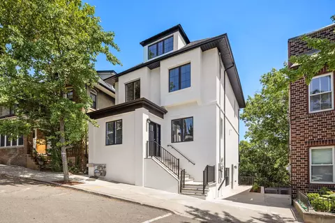 52 Sterling Ave, Weehawken, NJ 07086