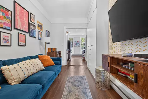 417 Adams St #3L, Hoboken, NJ 07030