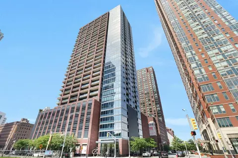 389 Washington St #33E, Jersey City, NJ 07302