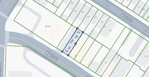 35 W 8th St, Bayonne, NJ 07002