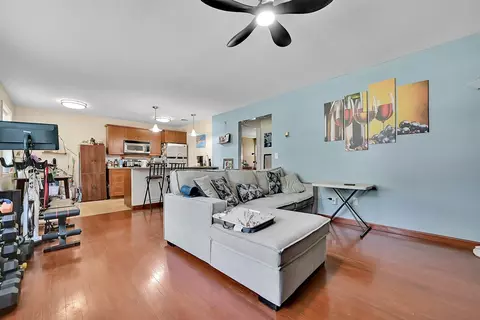 2 Radio Ave #C20, Secaucus, NJ 07094