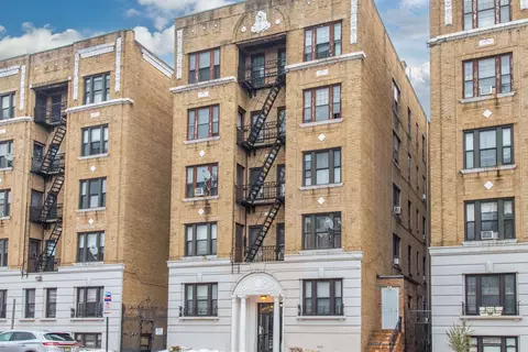 2672 John F Ken John F Kennedy Blvd #303, Jc Journal Square, NJ 07306