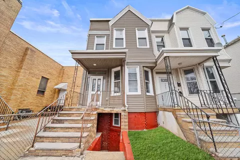 348 Forrest St, Jc Greenville, NJ 07305