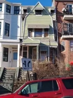 29 Summit Ave, Jersey City, NJ 07304