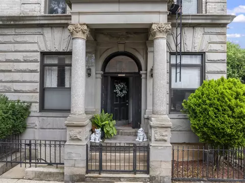 258 Barrow St #1B, Jersey City, NJ 07302