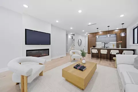 24 Lincoln St #1, Jersey City, NJ 07307