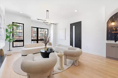 81 Lexington Ave #1, Jersey City, NJ 07304