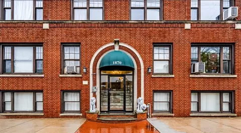 1870 John F Kennedy Blvd #3F, Jc Greenville, NJ 07305