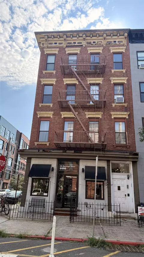 133 Madison St #2R, Hoboken, NJ 07030