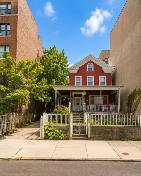 325-327 Fairmount Ave, Jersey City, NJ 07306
