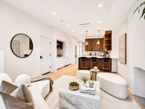 225 Montgomery St #A, Jersey City, NJ 07302