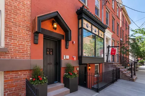 225 Montgomery St #A, Jersey City, NJ 07302