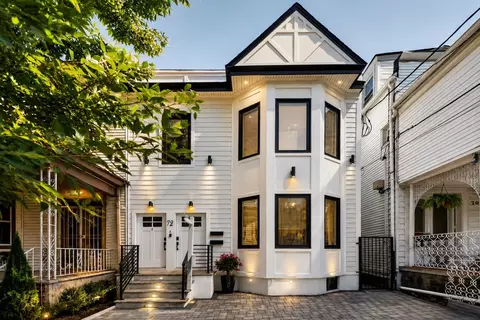 72 46th St, Weehawken, NJ 07086