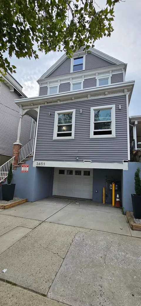 3451 John F Kennedy Blvd, Jersey City, NJ 07307