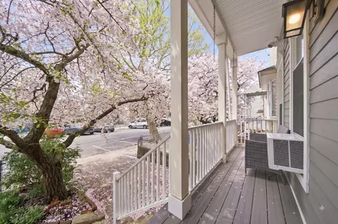 22 Laidlaw Ave, Jersey City, NJ 07306