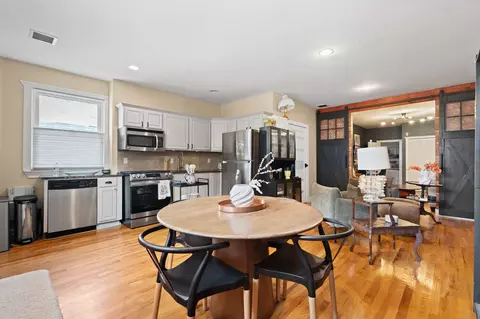 220 7th St #1, Hoboken, NJ 07030