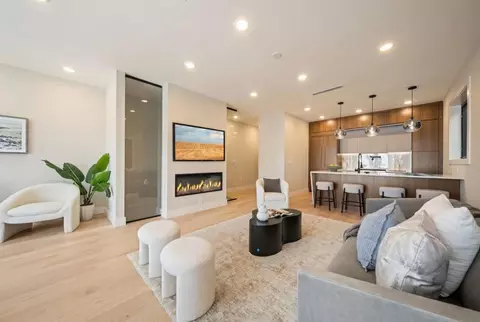 115 Charles St #2, Jersey City, NJ 07307