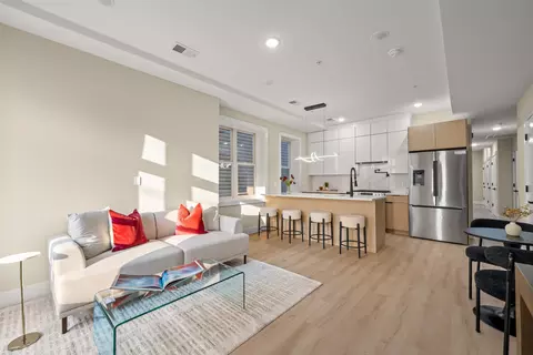 30 Cambridge Ave #1, Jersey City, NJ 07307