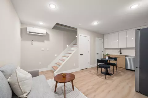 30 Cambridge Ave #4, Jersey City, NJ 07307