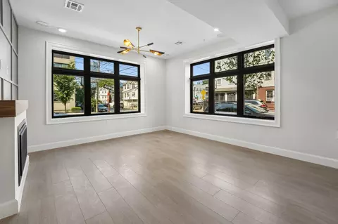 158 Oakland Ave #1A, Jersey City, NJ 07306