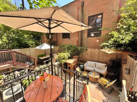 229 3rd St #102, Jersey City, NJ 07302