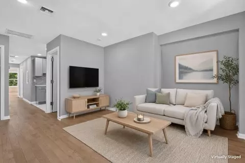 74 W 52nd St, Bayonne, NJ 07002