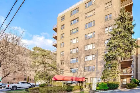 8800 Boulevard #7E, North Bergen, NJ 07047