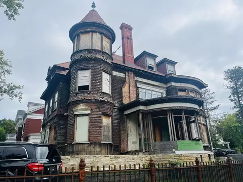 2456 Kennedy Blvd, Jersey City, NJ 07304