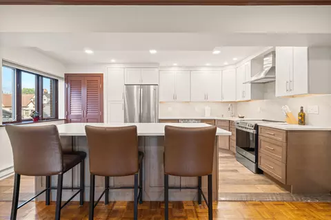 876 John F Kennedy Blvd #3B, Bayonne, NJ 07002