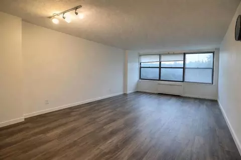 7002 Blvd E #3F, Guttenberg, NJ 07093