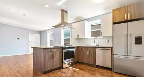 102 Colgate St #302, Jersey City, NJ 07302