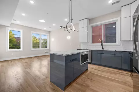 94 South St #2, Jersey City, NJ 07307