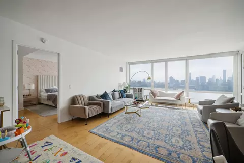 2 2nd St #3503, Jersey City, NJ 07302