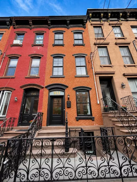 911 Park Ave, Hoboken, NJ 07030
