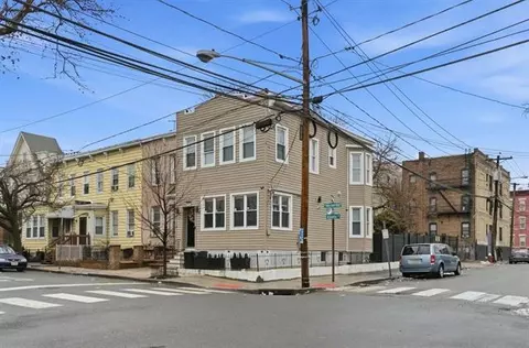 96 Atlantic St, Jersey City, NJ 07304