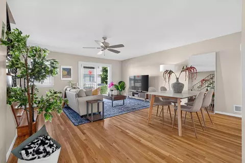 79 W 9th St # D, Bayonne, NJ 07002