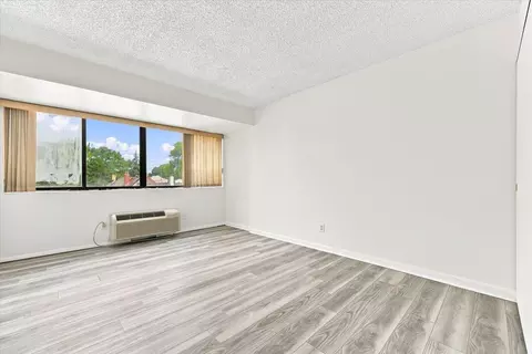 Living - 55 Clinton Pl #404, Hackensack, NJ 07601 photo 11 of 12