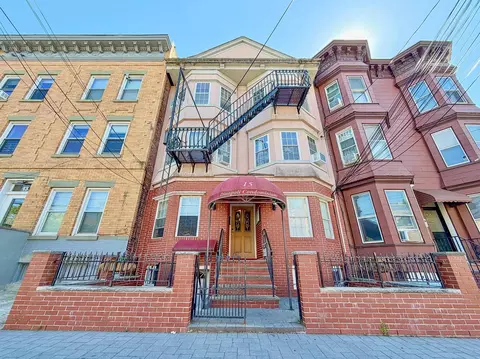 15 Jefferson Ave #2B, Jersey City, NJ 07306